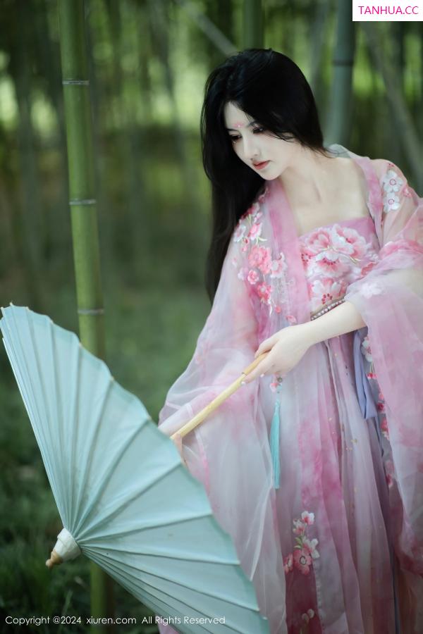 陈诗诗 诗诗 [XiuRen]高清写真图 2024.09.02 No.9100 诗诗kiki 美臀性感第5张图片